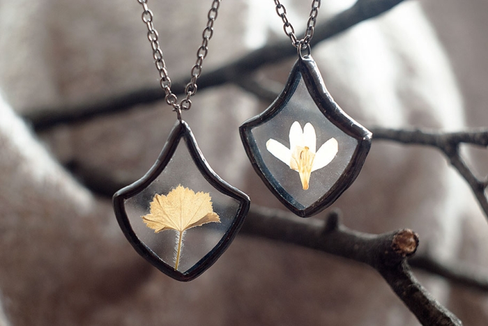 pressed-flower-jewelry-stanislava-korobkova-24-2