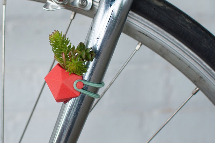 bike-flower-vases-portable-garden-colleen-jordan-2