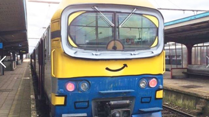 funny-vandalism-creative-street-art-14