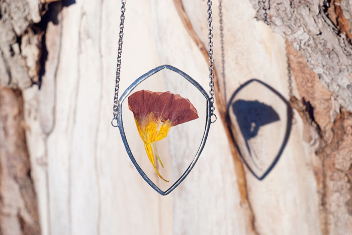 pressed-flower-jewelry-stanislava-korobkova-15-2