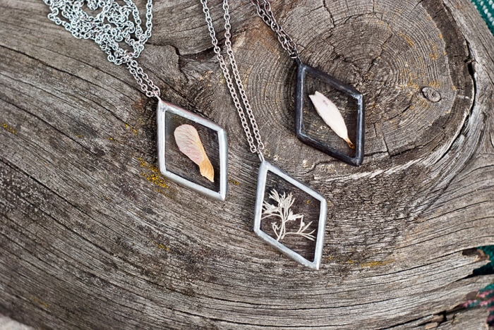 pressed-flower-jewelry-stanislava-korobkova-5-2