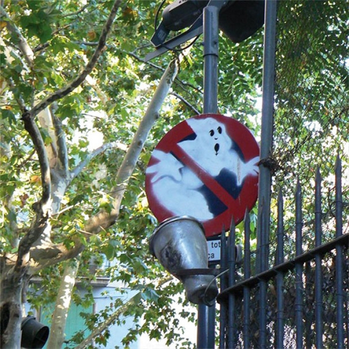 funny-vandalism-creative-street-art-8