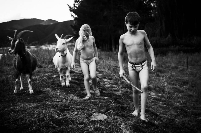 growing-up-without-electronic-devices-niki-boon-new-zealand-2