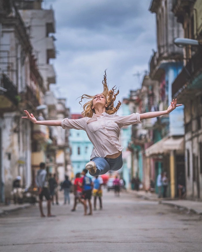 ballet-dancers-practice-on-streets-cuba-omar-robles-15
