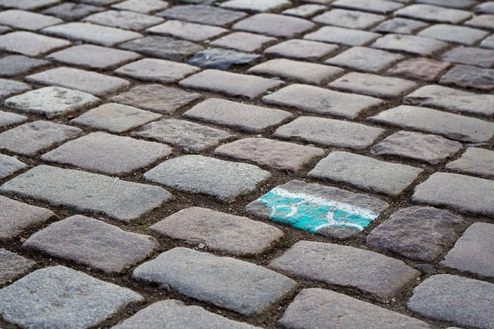 original-sin-urban-intervention-andre-levy-3