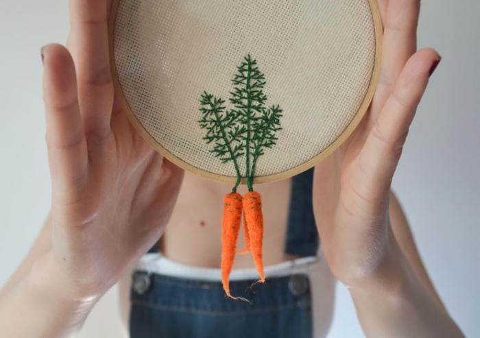 outside-the-box-embroidery-art-27
