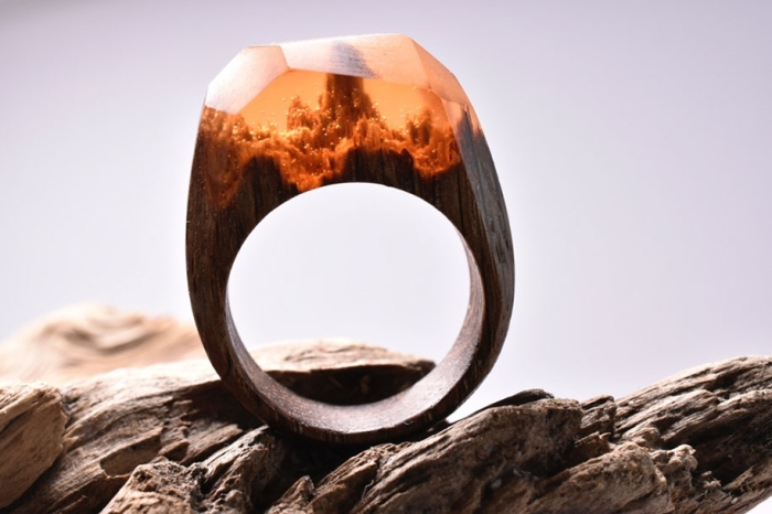 miniature-worlds-wooden-rings-secret-forest-4