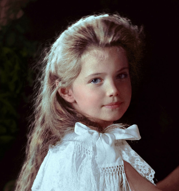vintage-colorized-photos-soviet-russia-2