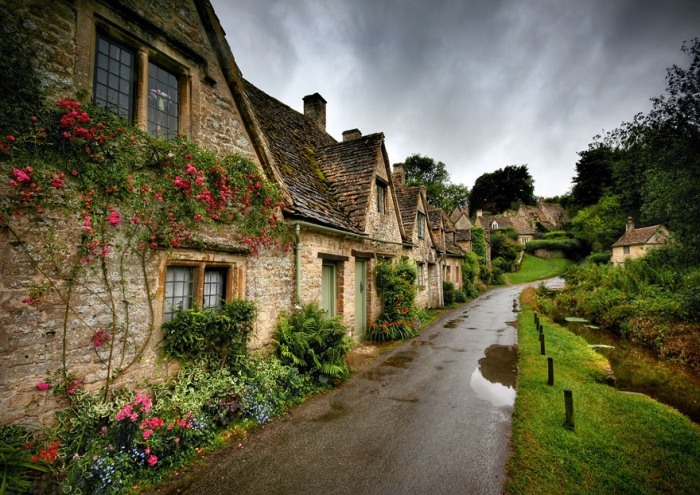 most-beautiful-towns-in-world-fairy-tale-villages-x16