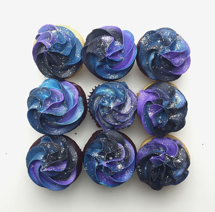 galaxy-cakes-space-sweets-cosmos-treats-9