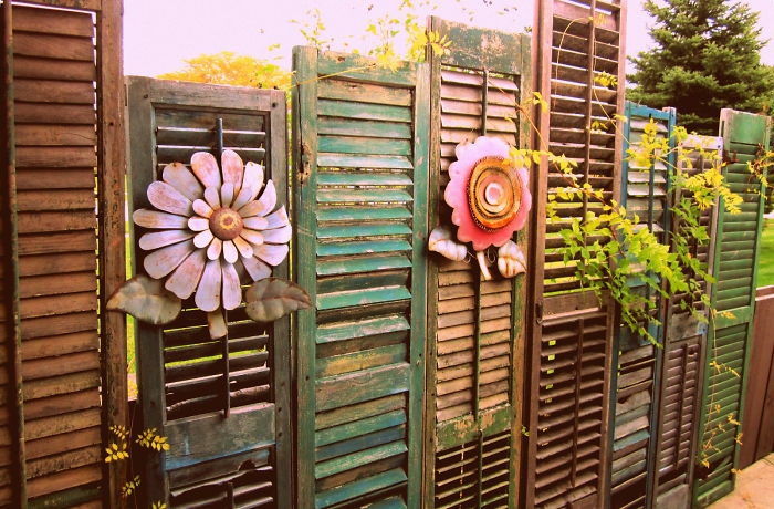creative-diy-garden-fence-ideas-4