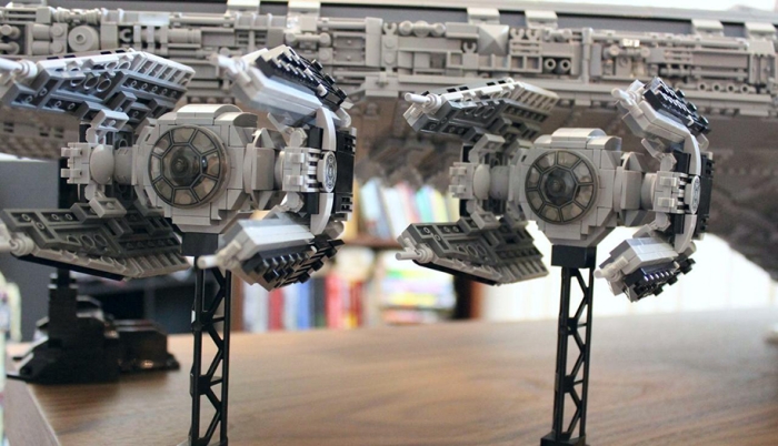 star-wars-lego-imperial-destroyer-ship-interior-doomhandle-33