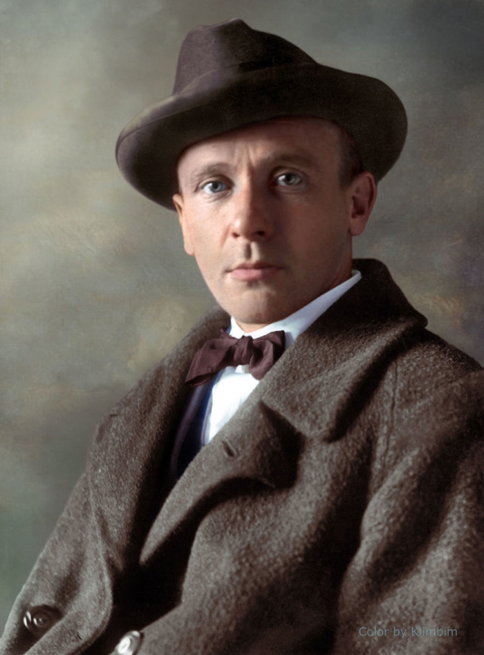 vintage-colorized-photos-soviet-russia-1