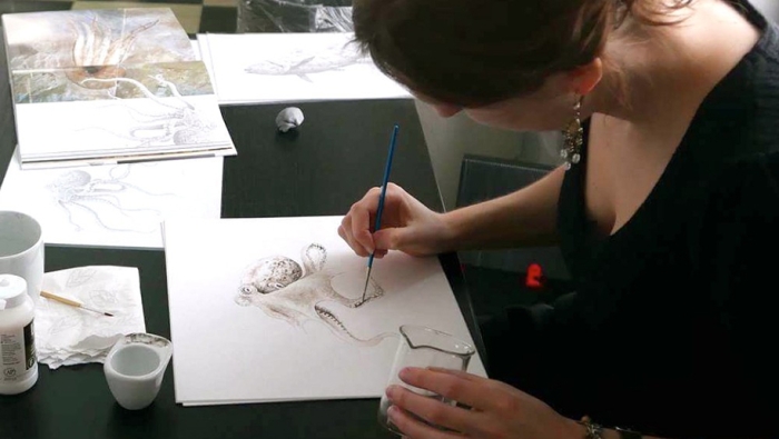 octopus-painting-using-ancient-ink-from-fossil-esther-van-hulsen-1