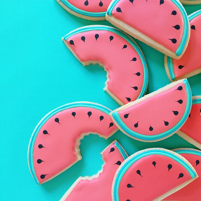 graphic-designer-bakes-creative-cookies-holly-fox-design-11