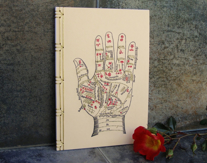 outside-the-box-embroidery-art-13