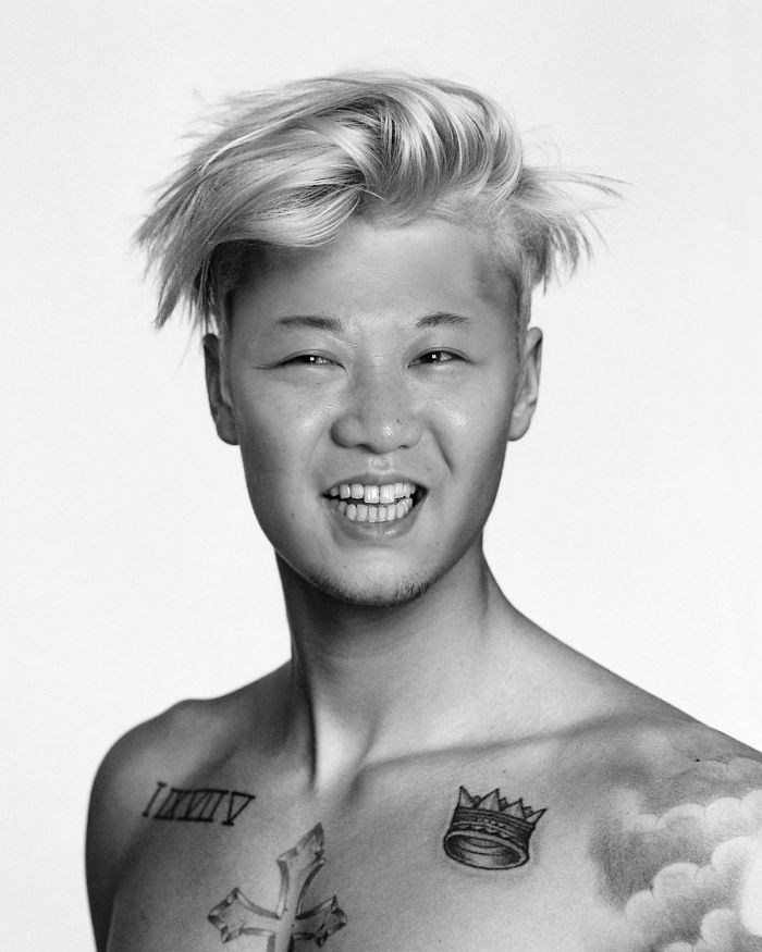 photoshop-battle-supreme-leader-portrait-of-kim-jong-un-1