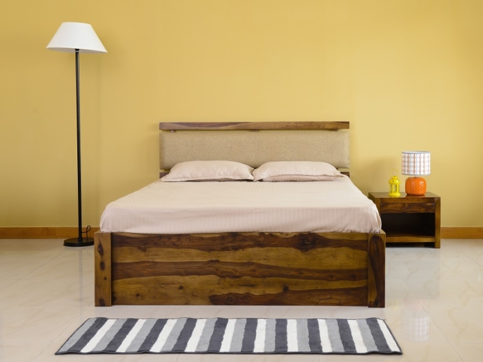 Double Bed with Side Table
