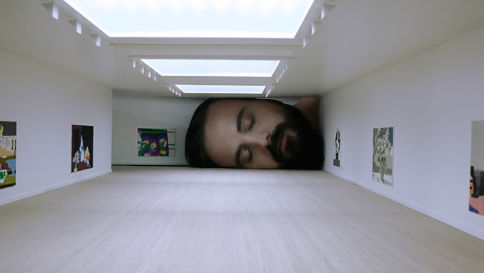 giant-heads-in-art-gallery-falsification-tezi-gabunia-1