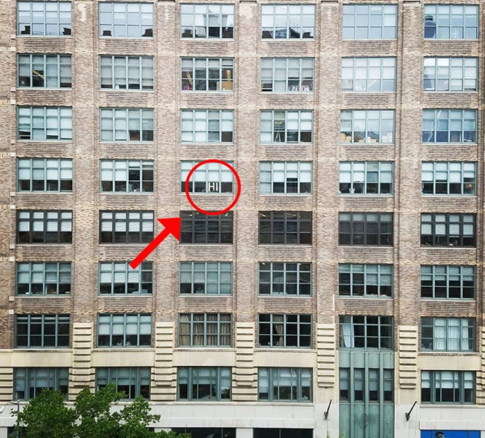 building-post-it-war-sticky-notes-manhattan-nyc-44