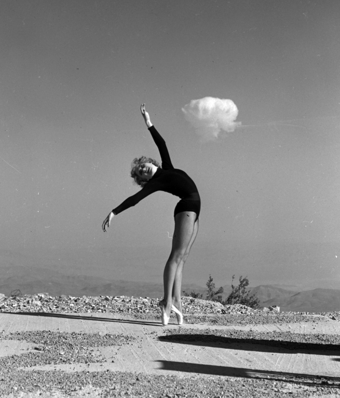 nuclear-tourism-1950s-atomic-bomb-las-vegas-13