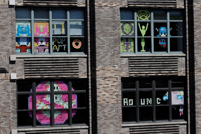 building-post-it-war-sticky-notes-manhattan-nyc-34