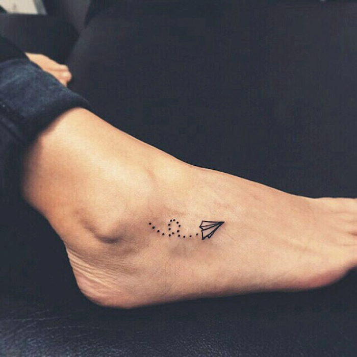 minimal-foot-tattoos-10
