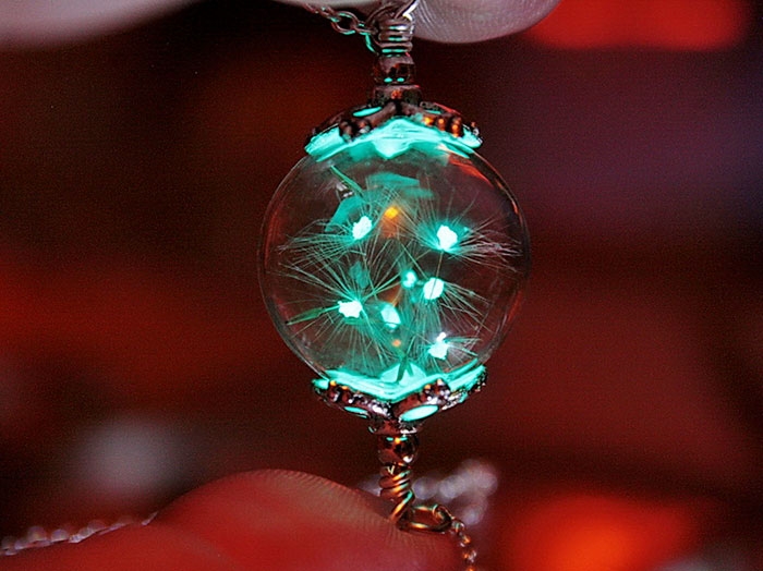 fantasy-jewelry-glow-in-the-dark-manon-richard-9