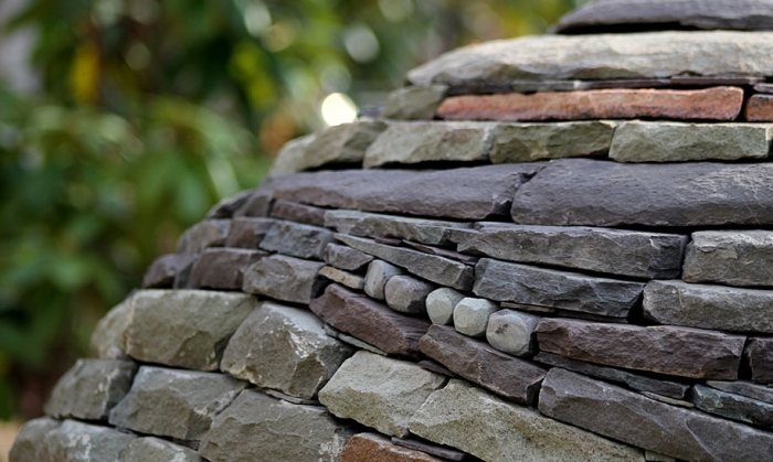 stacked-dry-stone-garden-spheres-devin-devine-19
