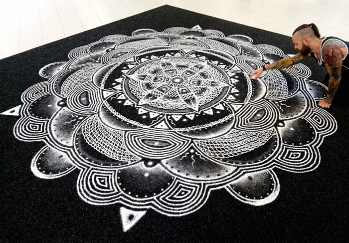 inverted-salt-drawings-dino-tomic-atomiccircus-8