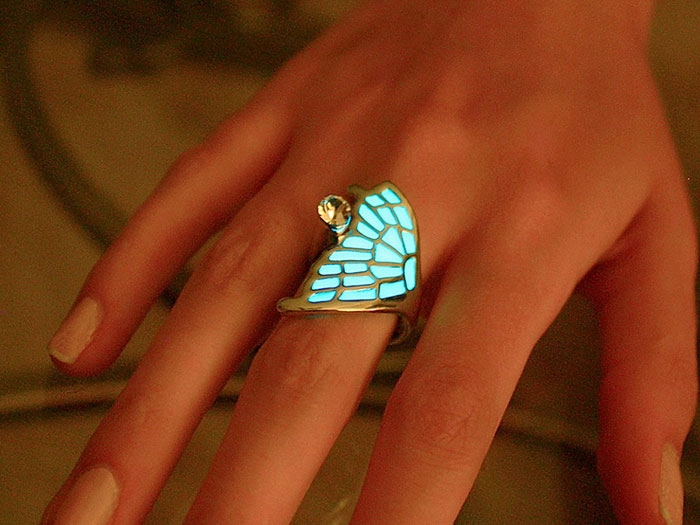 fantasy-jewelry-glow-in-the-dark-manon-richard-13