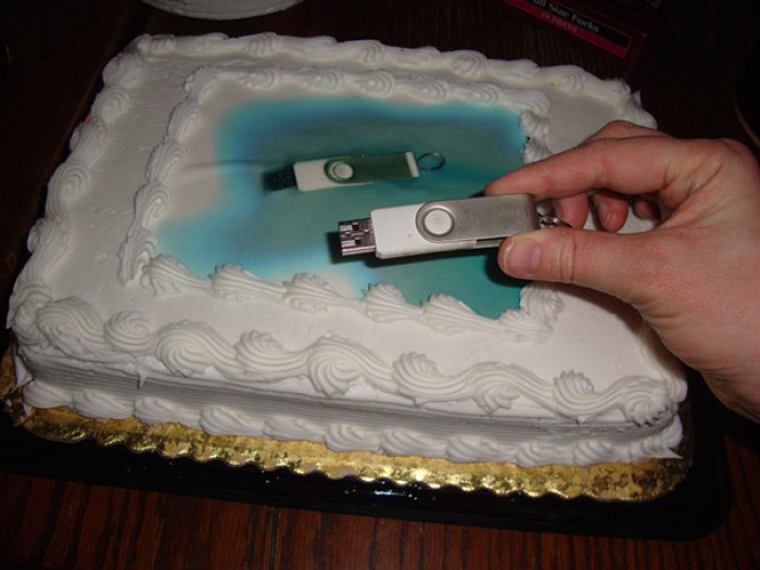 funny-cake-decorations-fails-1