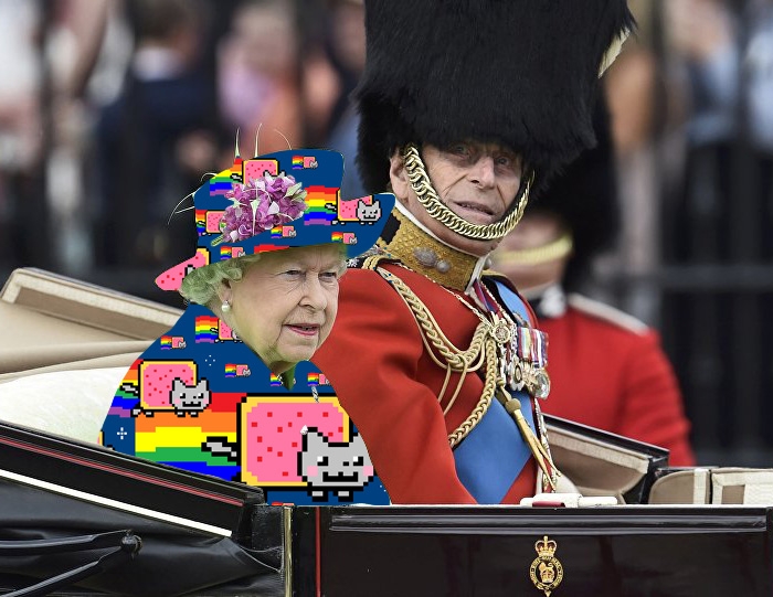 queen elizabeth green dress photoshop Queen Elizabeth II gets 'green screened'