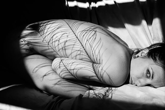 shadow-art-nude-body-photography-emilio-jimenez-5