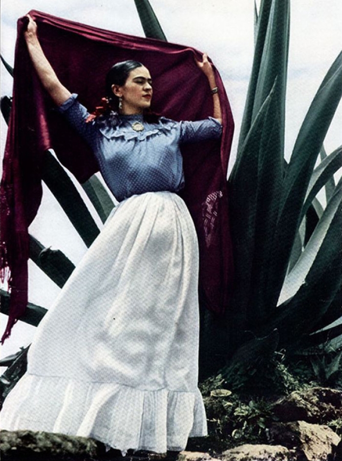 vintage-color-photos-frida-kahlo-19