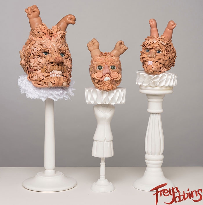 creepy-sculptures-made-with-recycled-doll-parts-15