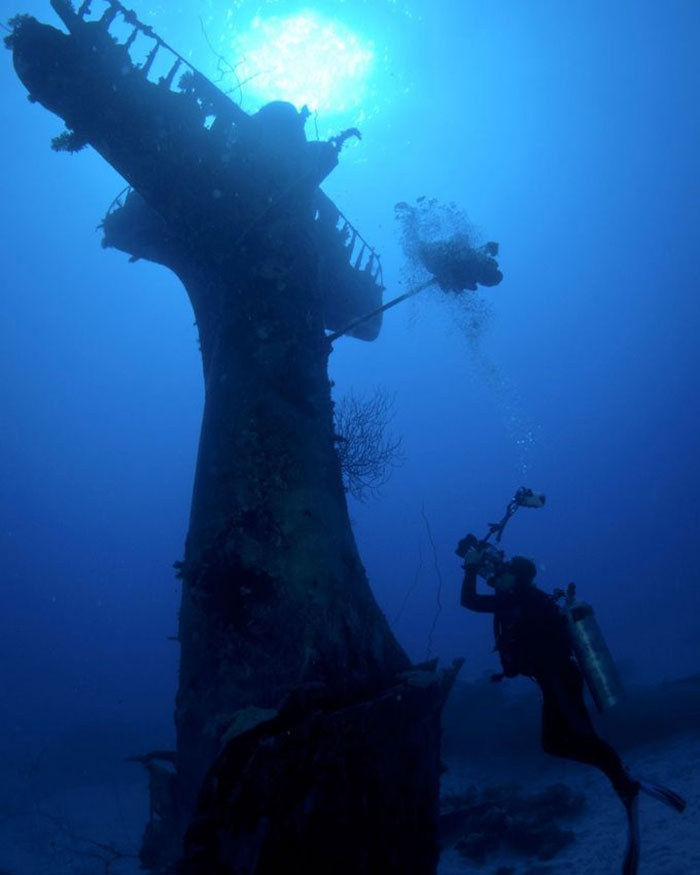 underwater-plane-graveyard-wwii-brandi-mueller-18