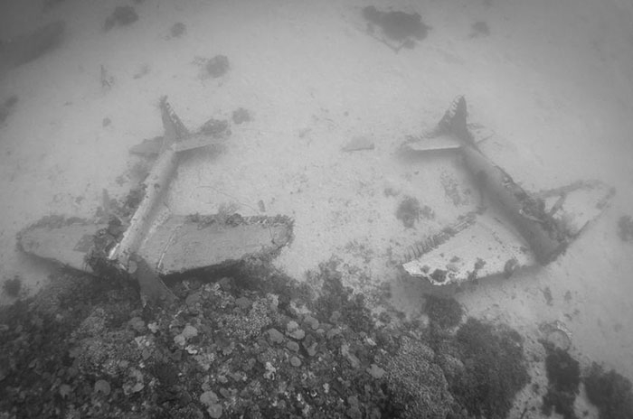 underwater-plane-graveyard-wwii-brandi-mueller-19
