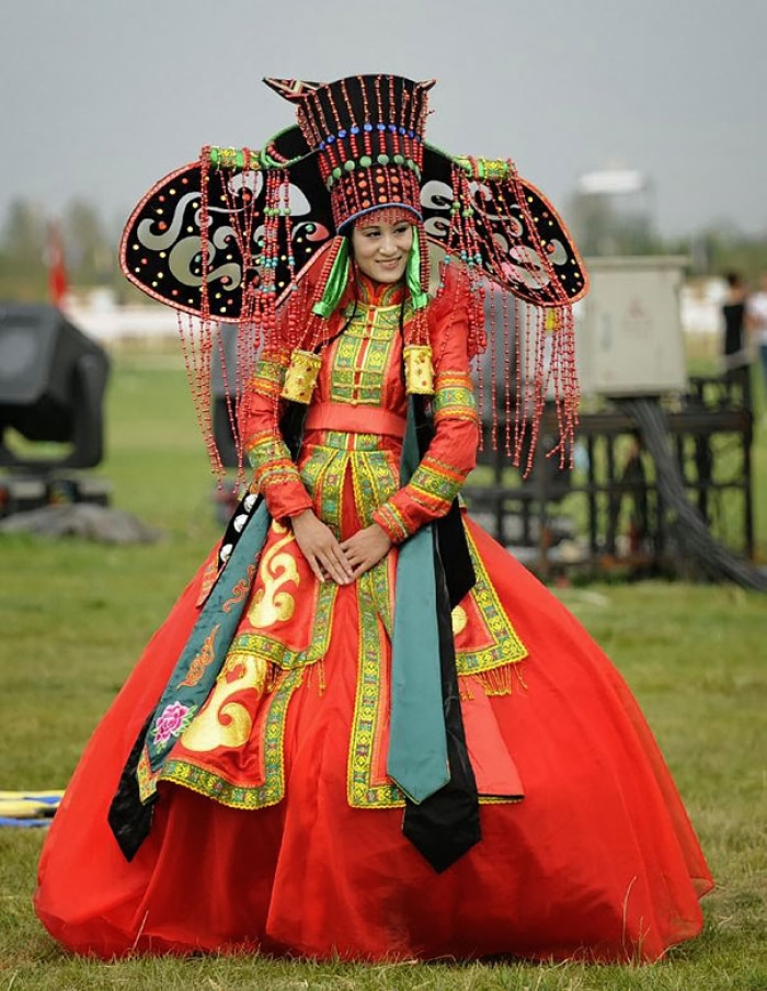 beautiful-different-traditional-wedding-dresses-around-the-world-9