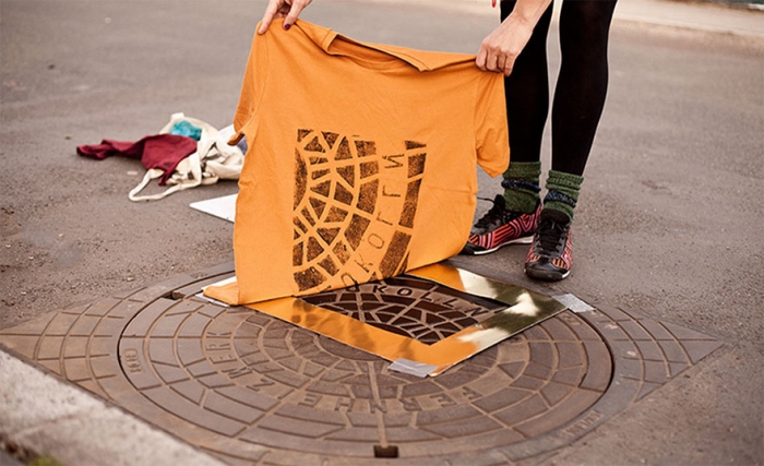 pirate-printers-manhole-cover-tshirt-paint-raubdruckerin-2