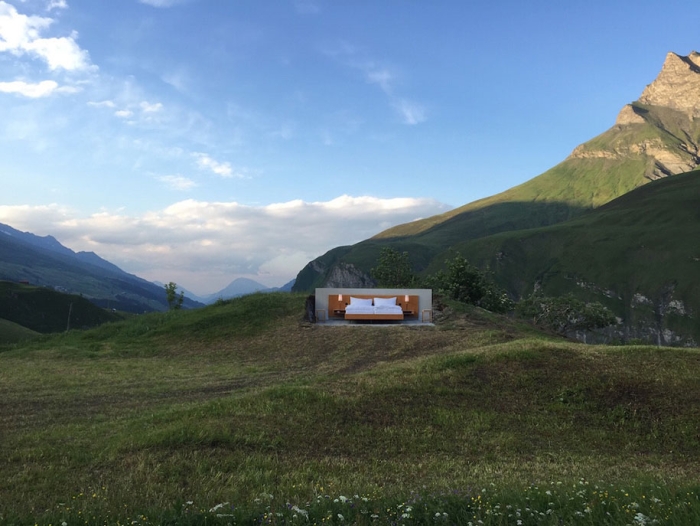 mountain-bed-suite-swiss-alps-null-stern-hotel-2
