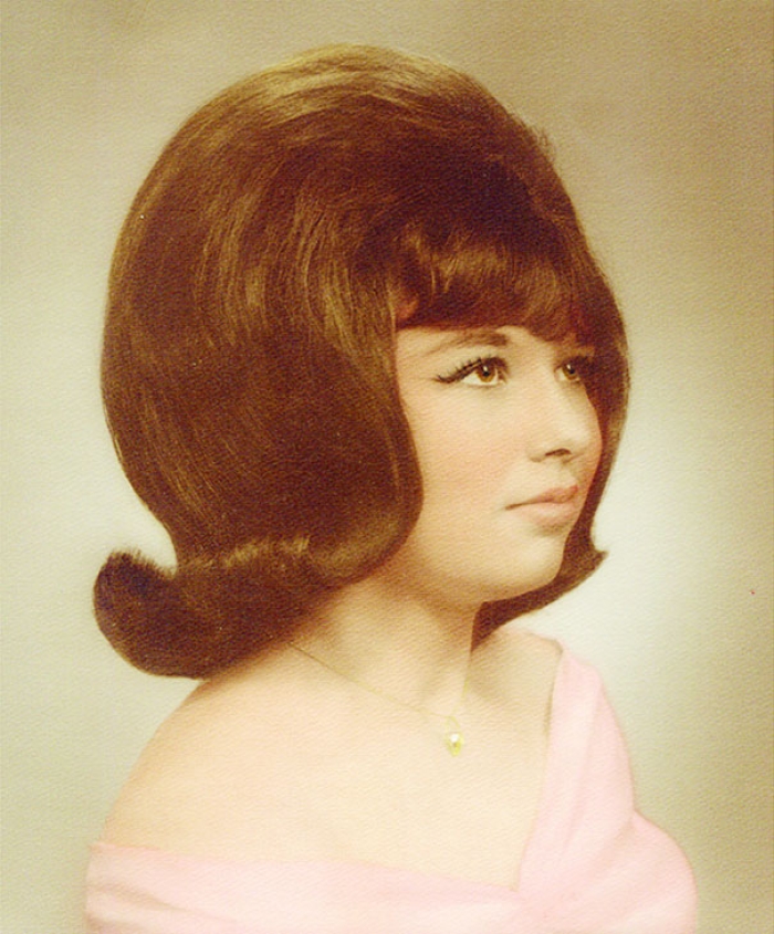 vintage-hairstyles-big-hair-1960s-23