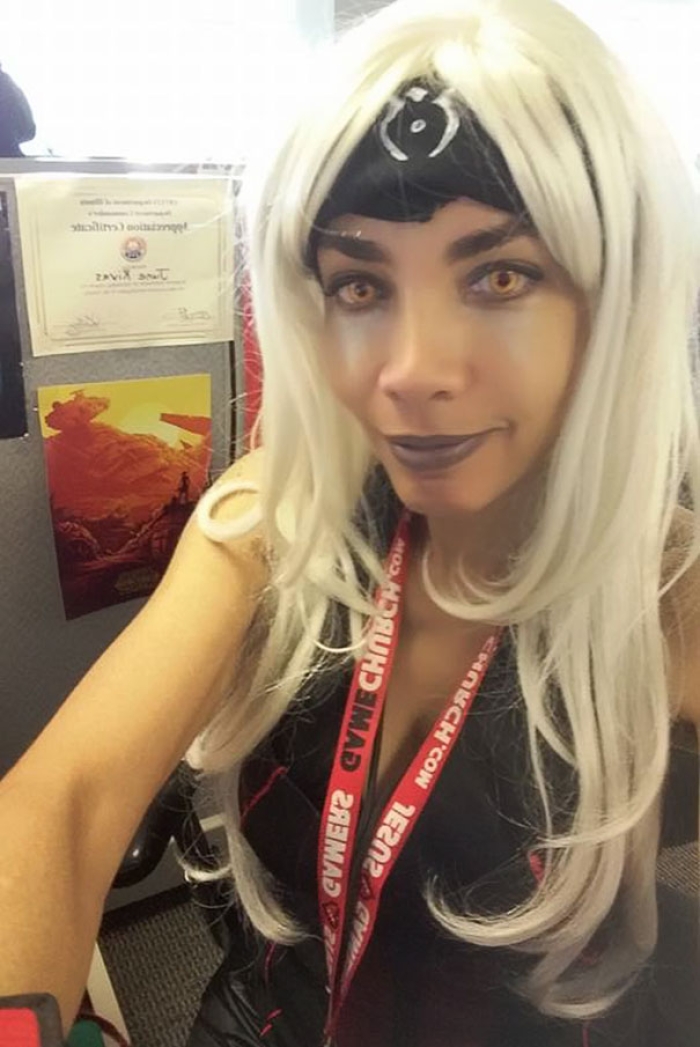 employee-trolls-boss-dress-code-office-cosplay-june-rivas-8