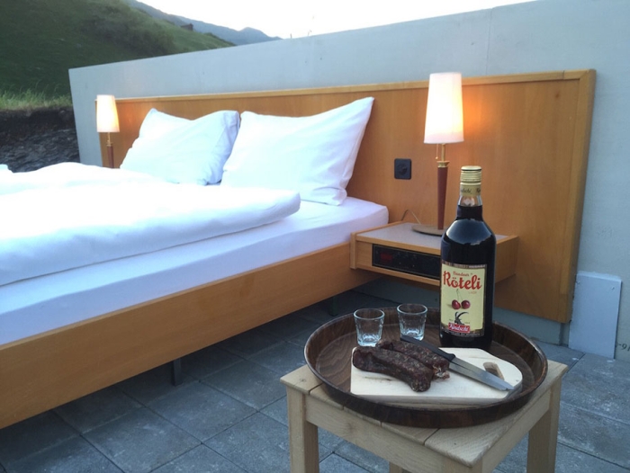 mountain-bed-suite-swiss-alps-null-stern-hotel-5