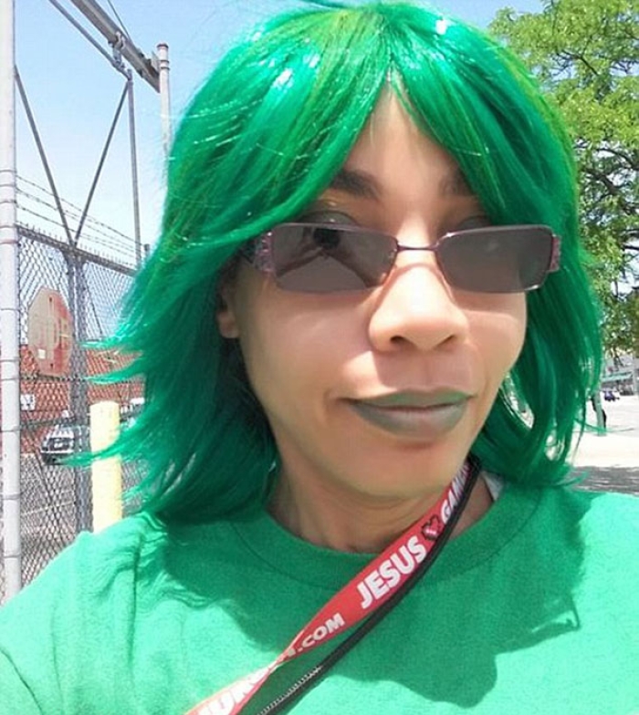 employee-trolls-boss-dress-code-office-cosplay-june-rivas-3