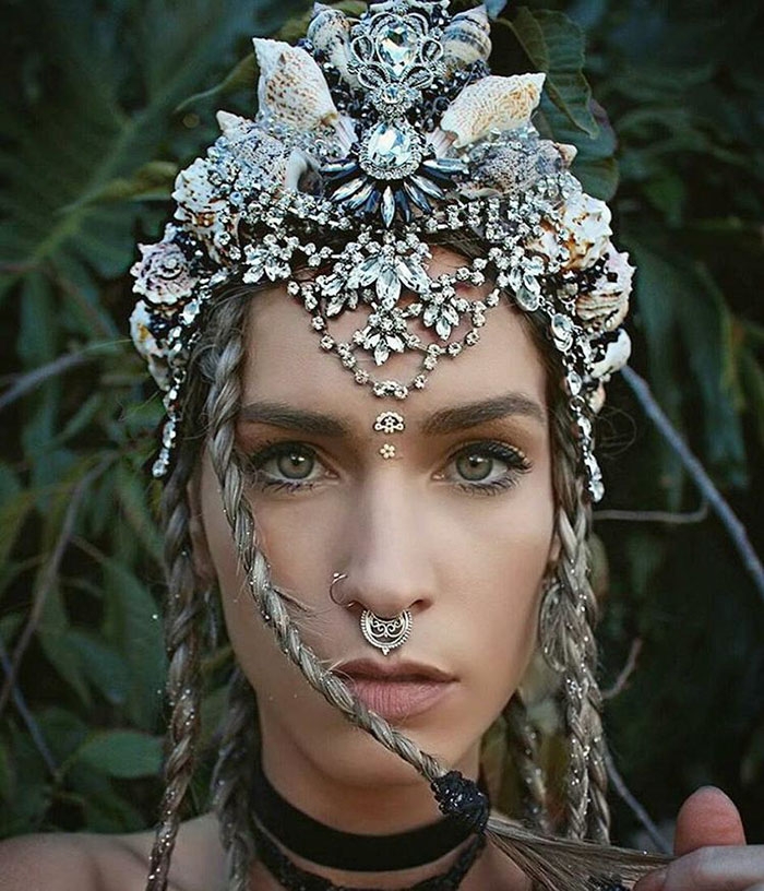 mermaid-seashell-crowns-chelsea-shiels-5