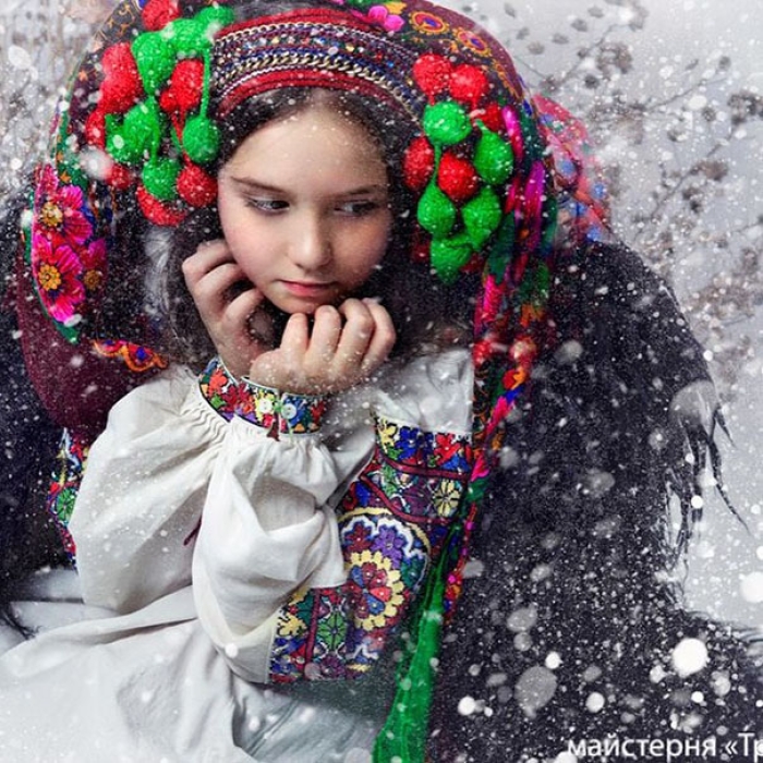 traditional-ukrainian-flower-crowns-treti-pivni-13