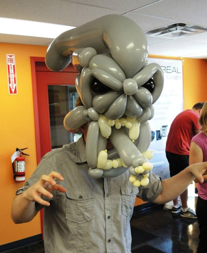 guy-quits-job-baloon-modeling-art-glen-lavalley-13