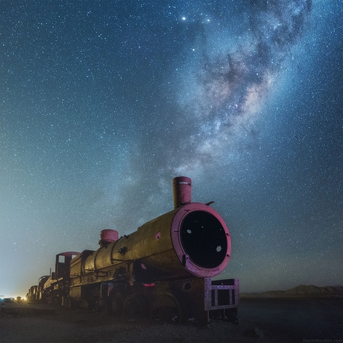 milky-way-stars-mirror-salt-flats-photo-bolivia-daniel-kordan-5