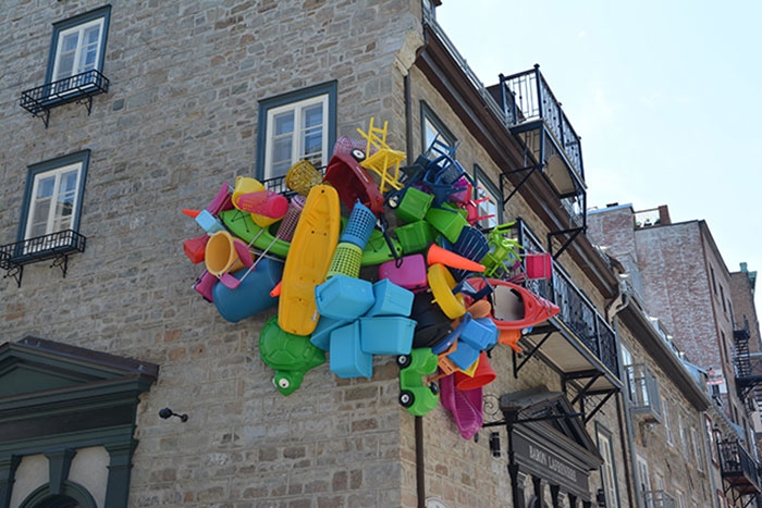 colorful-trash-sculptures-overconsumption-canada-jose-luis-torres-10